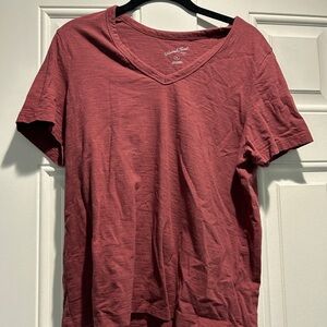 Universal Thread Men's Maroon V-Neck T-Shirt